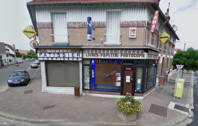 Le malfaiteur a fait irruption dans le commerce qui venait d'ouvrir (Photo d'illustration) Le malfaiteur a fait irruption dans le commerce qui venait d'ouvrir (Photo d'illustration)