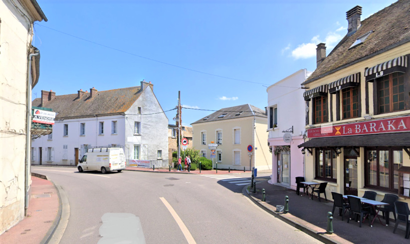 La pétition mise en ligne ce soir sur internet suggère l’installation d’un stop ou de feux tricolores a l’intersection des rues Marcel-Moisson et de Dreux, ce qui aurait pour effet de ralentir la vitesse dans la rue principale- illustration La pétition mise en ligne ce soir sur internet suggère l’installation d’un stop ou de feux tricolores a l’intersection des rues Marcel-Moisson et de Dreux, ce qui aurait pour effet de ralentir la vitesse dans la rue principale- illustration