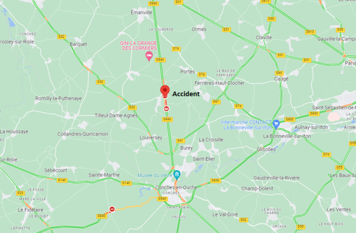 La collision mortelle s'est produite dans la traversée de la commune de Faverolles-la-Campagne, entre Conches-en-Ouche et Le Neubourg
