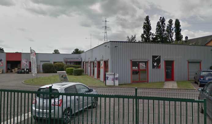 Le feu s'est propagé à l'ensemble du bâtiment de 1 200 m2 de cette entreprise située chemin des Grès (Photo d'illustration) Le feu s'est propagé à l'ensemble du bâtiment de 1 200 m2 de cette entreprise située chemin des Grès (Photo d'illustration)