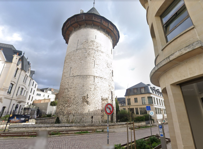 La marche de la fierté normande devait démarrer de la rue du Donjon à Rouen La marche de la fierté normande devait démarrer de la rue du Donjon à Rouen