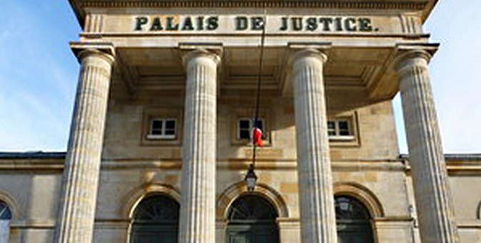 Déférés au palais de justice, les deux escrocs présumés ont été placés en détention par le juge des libertés et de la détention (Photo d'illustration)