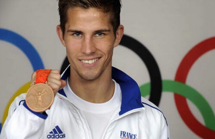Pont-Audemer : obsèques d'Alexis Vastine aujourd'hui. L'hommage d'une ville à son champion Pont-Audemer : obsèques d'Alexis Vastine aujourd'hui. L'hommage d'une ville à son champion