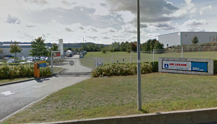Début d'incendie chez Air Liquide à Limay : usine évacuée et périmètre de sécurité Début d'incendie chez Air Liquide à Limay : usine évacuée et périmètre de sécurité
