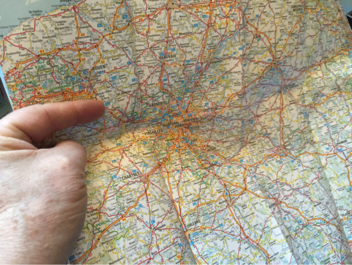 Déville-lès-Rouen : le voleur a la carte routière subtilise le portefeuille d'une femme de 82 ans Déville-lès-Rouen : le voleur a la carte routière subtilise le portefeuille d'une femme de 82 ans