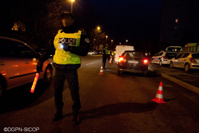 Rouen : la conductrice alcoolisée provoque un accident et refuse de descendre de sa voiture