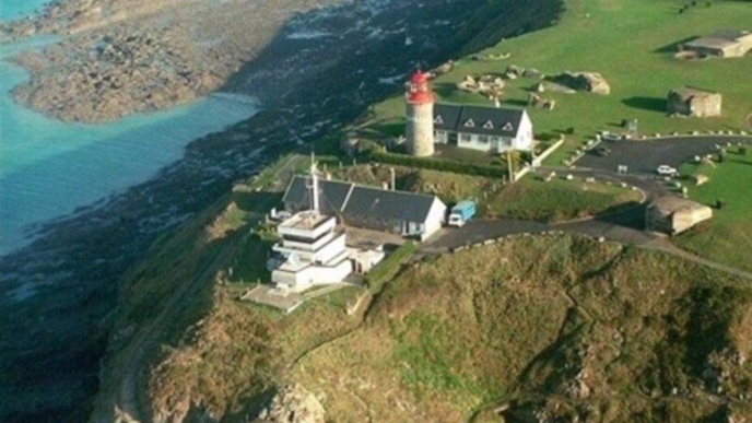 Le sémaphore de la pointe du Roc à Granville (Manche) ouvert au public le 10 mai Le sémaphore de la pointe du Roc à Granville (Manche) ouvert au public le 10 mai