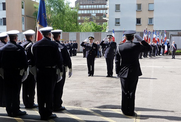 Seine-Maritime : hommage et recueillement à la mémoire des policiers morts pour la France Seine-Maritime : hommage et recueillement à la mémoire des policiers morts pour la France