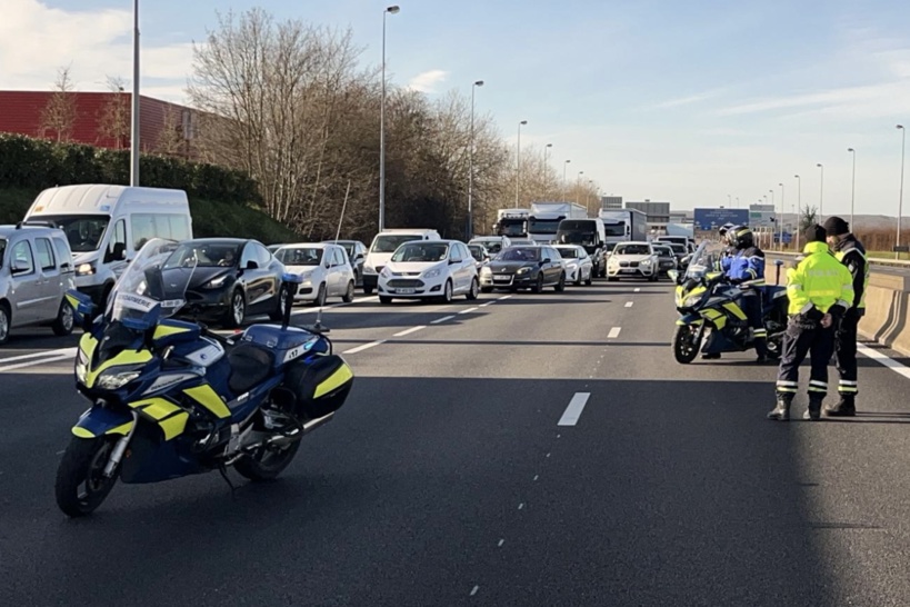 L'A13 a été fermée à la hauteur du péage de Buchelay - Photo © S.L./infonormandie L'A13 a été fermée à la hauteur du péage de Buchelay - Photo © S.L./infonormandie