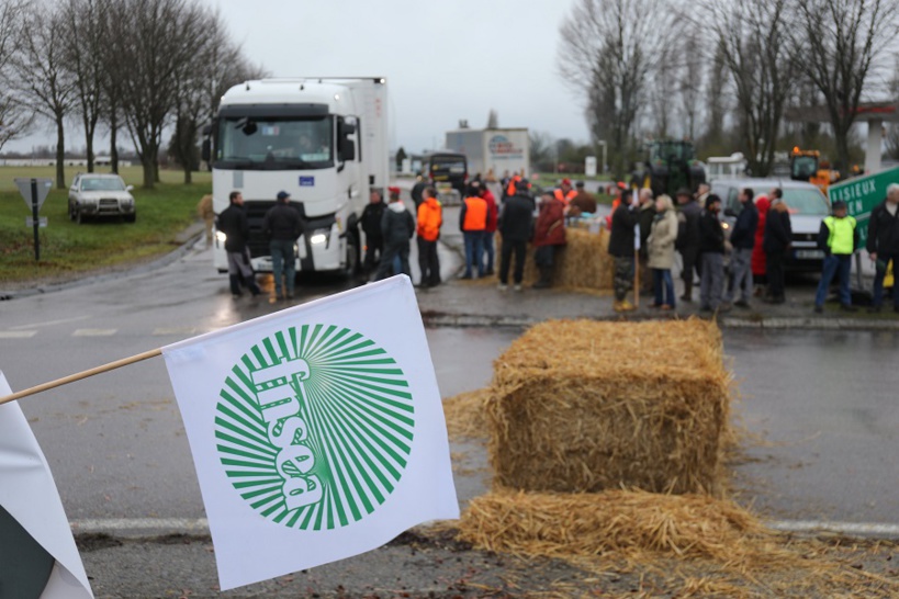 Photo d'une des actions menées par les agriculteurs dans l'Eure  - ©FNSEA27