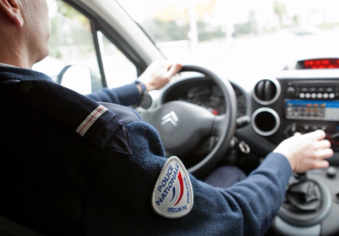 Le comportement du cycliste a intrigue la patrouille de police (illustration) Le comportement du cycliste a intrigue la patrouille de police (illustration)