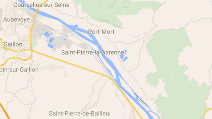 Eure : un motard de Vernon grièvement blessé dans une collision sur la D6015, près de Gaillon Eure : un motard de Vernon grièvement blessé dans une collision sur la D6015, près de Gaillon