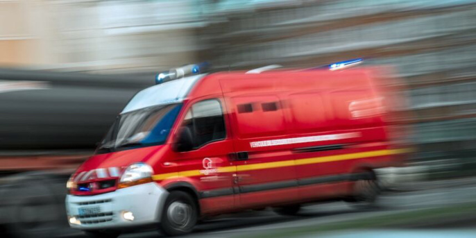 Le conducteur blessé a été transporté à l'hôpital Pompidou avec un pronostic vital engagé (Illustration)