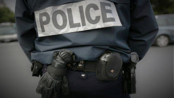 Violences urbaines : les policiers pris pour cible dans deux cités, à Plaisir et Sartrouville Violences urbaines : les policiers pris pour cible dans deux cités, à Plaisir et Sartrouville
