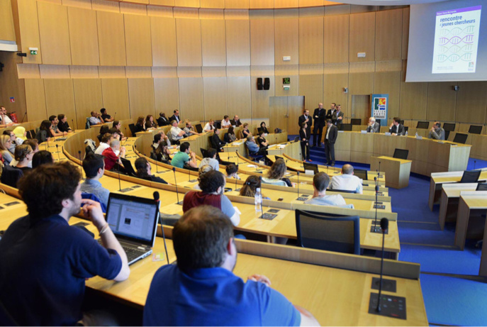 Soutien aux jeunes chercheurs : la matière grise au cœur de l’innovation normande Soutien aux jeunes chercheurs : la matière grise au cœur de l’innovation normande