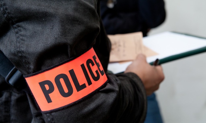 Yvelines : le corps d'une femme tuée de plusieurs coups de couteau découvert au Chesnay