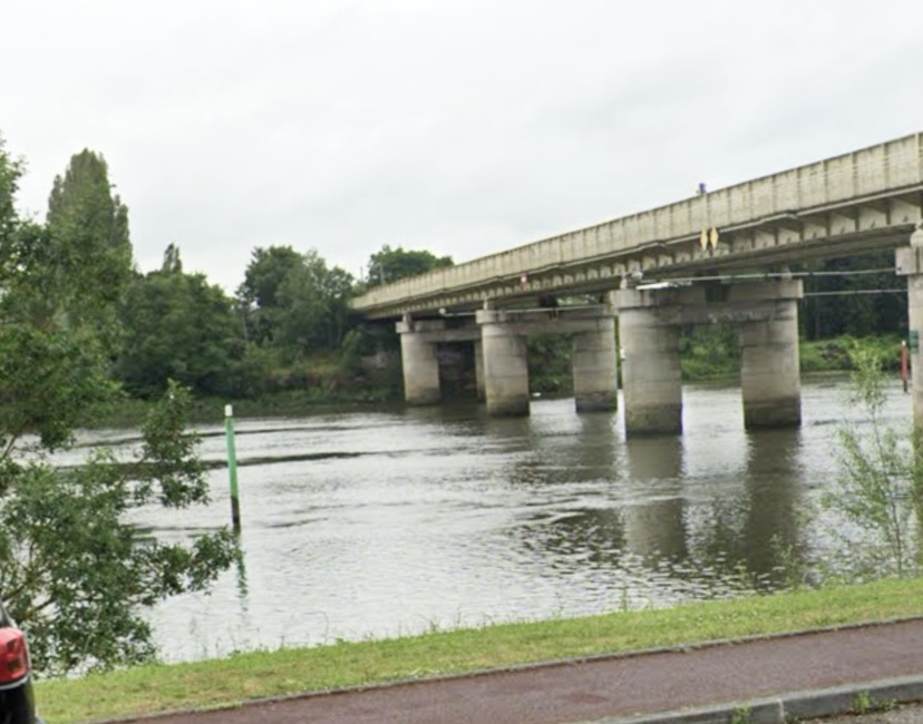 Le corps était accroché sur le dos à des branchages en aval du viaduc d’Orival Le corps était accroché sur le dos à des branchages en aval du viaduc d’Orival