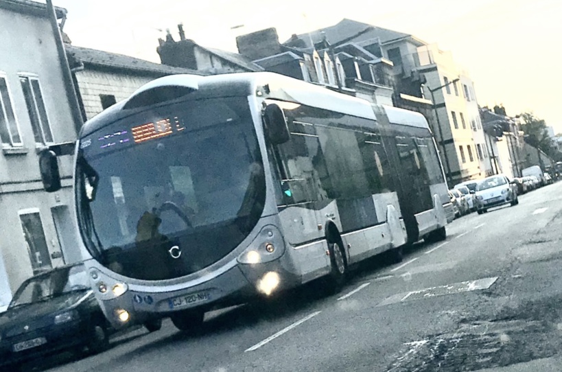 Rouen. Un bus avec 50 passagers impliqué dans un accident : un blessé léger 