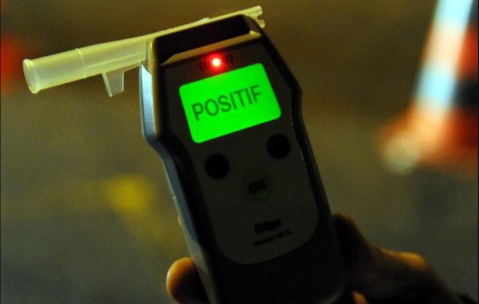 Bernay : au guidon d'une puissante moto avec 1,26 g d'alcool dans le sang Bernay : au guidon d'une puissante moto avec 1,26 g d'alcool dans le sang