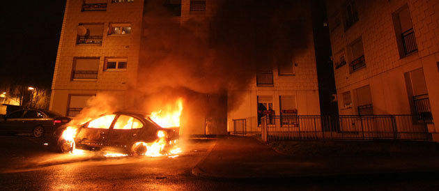 Dans l'Eure, 14 véhicules ont brûlé dans la nuit de mardi à mercredi, selon le chiffre communiqué par le préfet René Bidal (Photo d'illustration @DR)