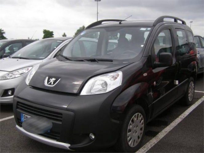 Le véhicule Peugeot Bipper de la femme disparue ressemble à celui-ci (Photo d'illustration) Le véhicule Peugeot Bipper de la femme disparue ressemble à celui-ci (Photo d'illustration)