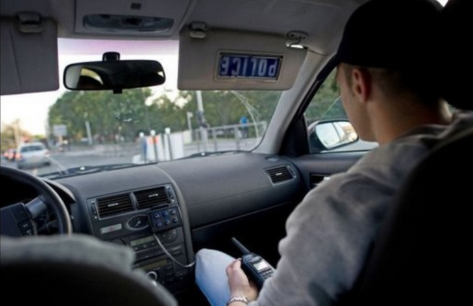 Yvelines : jets de projectiles et de bouteille sur les policiers à la Verrière et à Mantes-la-Jolie Yvelines : jets de projectiles et de bouteille sur les policiers à la Verrière et à Mantes-la-Jolie