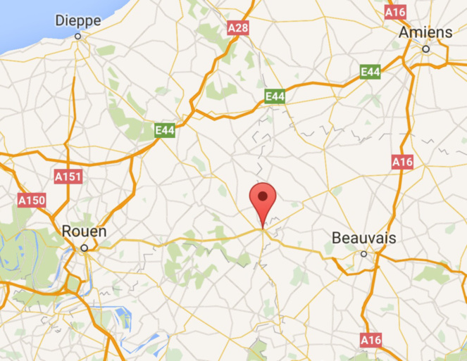 Trois blessés graves dans la 306 percutée par un semi-remorque à Gournay-en-Bray Trois blessés graves dans la 306 percutée par un semi-remorque à Gournay-en-Bray