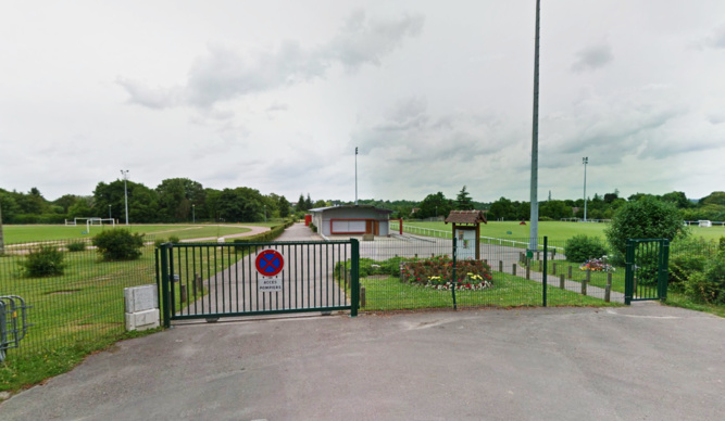 Yvelines : entre 300 et 400 mètres de câble électrique volé sur le stade de Rosny-sur-Seine Yvelines : entre 300 et 400 mètres de câble électrique volé sur le stade de Rosny-sur-Seine