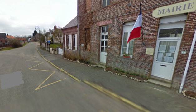 Le drame s'est produit dans le centre du village, entre la mairie et l'école de Cuverville-sur-Yères