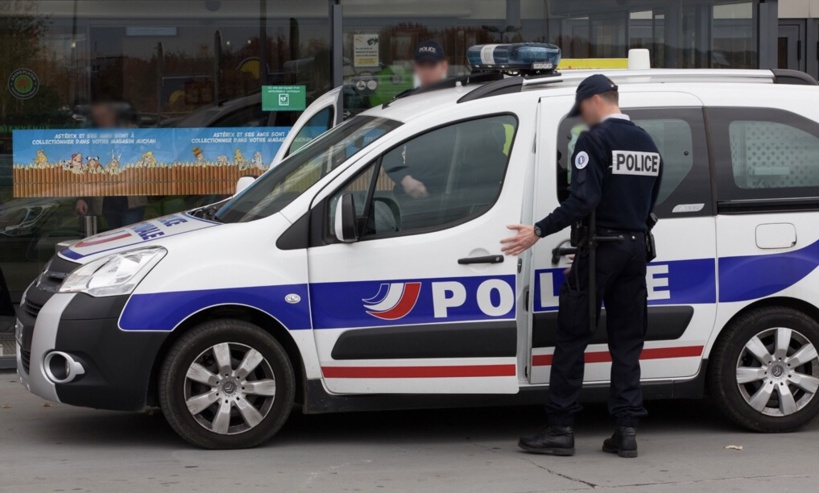 Le sexagénaire a été interpellé par un équipage de police secours - illustration Le sexagénaire a été interpellé par un équipage de police secours - illustration