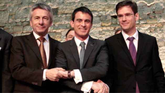 Laurent Beauvais et Nicolas Mayer-Rossignol entourent Manuel Valls lors d'une récente visite du Premier ministre en Normandie (photo : gouvernement.fr)