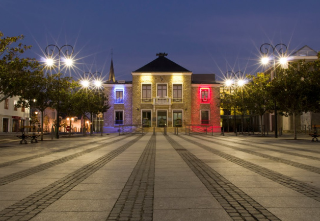 Remous au club de boxe des Mureaux : séance d'entrainement symbolique devant la mairie 