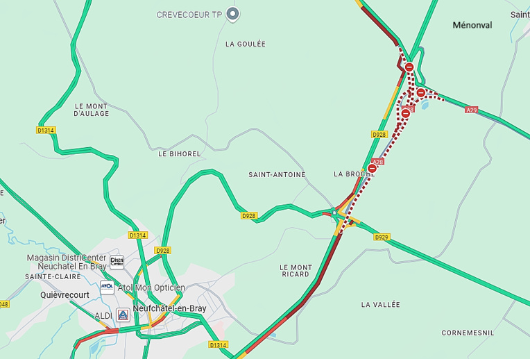 Un camion-citerne d’hydrocarbure en feu sur l’A28 près de Neufchâtel-en-Bray : un bouchon de 5 km Un camion-citerne d’hydrocarbure en feu sur l’A28 près de Neufchâtel-en-Bray : un bouchon de 5 km