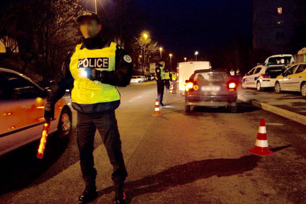 Illustration. Le jeune conducteur a refusé de s'arrêter au contrôle de la brigade anti-criminalité Illustration. Le jeune conducteur a refusé de s'arrêter au contrôle de la brigade anti-criminalité