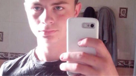 Kilian aurait envoyé un SMS à un de ses amis pour manifester ses intentions suicidaires Kilian aurait envoyé un SMS à un de ses amis pour manifester ses intentions suicidaires