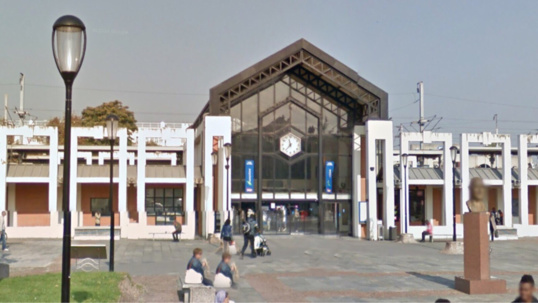 Colis suspect sur le quai de la gare de Poissy : commerces évacués et trains arrêtés 