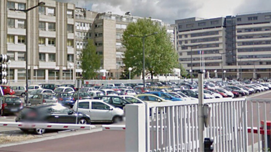 Rouen : deux voleurs à la roulotte interpellés sur le parking de l'hôpital Charles Nicolle