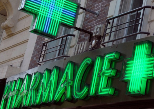 Une douzaine de pharmacies et de bars-tabac du Havre et de Honfleur ont été victimes du voleur havrais (Photo d'illustration)