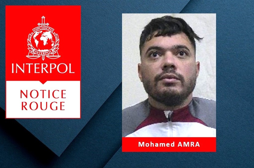 Depuis son évasion, Mohamed Amra, dit la Mouche, faisait l'objet d'une fiche rouge d'Interpol Depuis son évasion, Mohamed Amra, dit la Mouche, faisait l'objet d'une fiche rouge d'Interpol