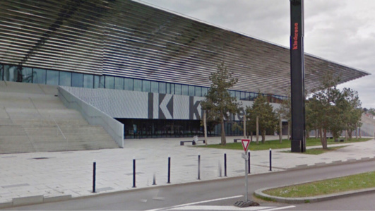 Le vol s'est produit sur le parvis du Kindarena, à Rouen (Illustration) Le vol s'est produit sur le parvis du Kindarena, à Rouen (Illustration)