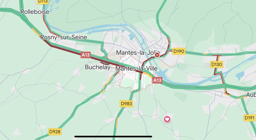 L’A13 est paralysée ce vendredi matin sur au moins 8 km en direction de Paris L’A13 est paralysée ce vendredi matin sur au moins 8 km en direction de Paris