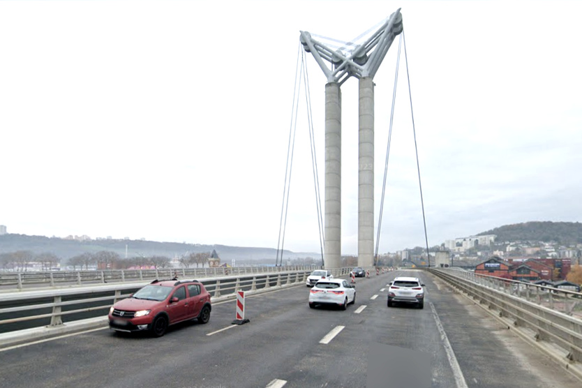 Des travaux von,t être réalisés de nuit au niveau de la chaussée du pont - Des travaux von,t être réalisés de nuit au niveau de la chaussée du pont -
