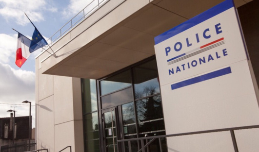 La vigilance d'un voisin permet l'arrestation du cambrioleur à Saint-Etienne-du-Rouvray La vigilance d'un voisin permet l'arrestation du cambrioleur à Saint-Etienne-du-Rouvray