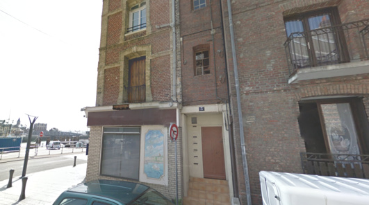 Le corps du quadragénaire tué par balle a été découvert dans cet immeuble situé 3 rue du Rade, dans le centre-ville de Dieppe