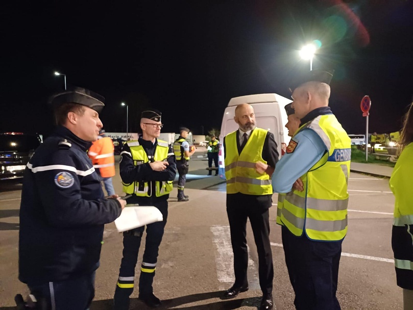Le préfet de l'Eure s'est rendu sur les lieux du contrôle, sur l'aire de Bosgouet - Photo Préfet27