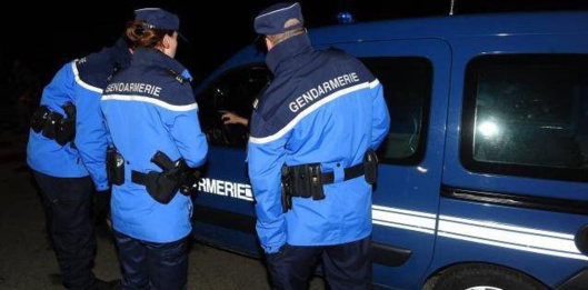 Broglie (Eure) : le conducteur ivre refuse de montrer ses papiers, se rebelle et blesse un gendarme