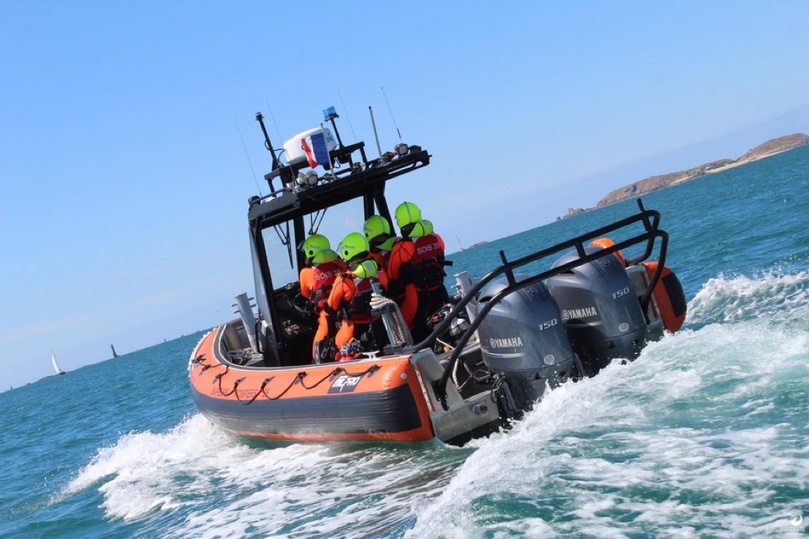 Le sexagénaire et les deux femmes ont été prises en charge par les secours - Photo PREMAR / X Le sexagénaire et les deux femmes ont été prises en charge par les secours - Photo PREMAR / X