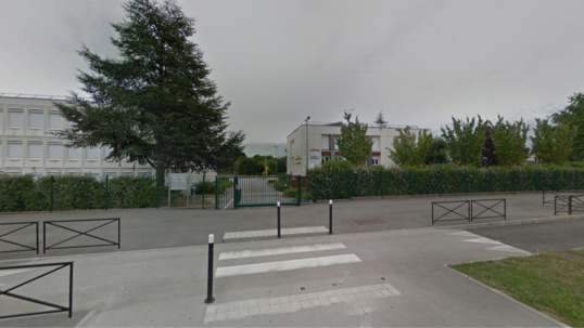 Yvelines : trois collégiens à l'hôpital après avoir agressé sans raison un automobiliste Yvelines : trois collégiens à l'hôpital après avoir agressé sans raison un automobiliste