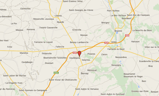 Poids-lourd au fossé : la D834 coupée dans les deux sens à Courbépine, dans l'Eure Poids-lourd au fossé : la D834 coupée dans les deux sens à Courbépine, dans l'Eure