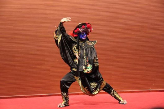 Neoma Business School et les étudiants chinois célèbrent, à Rouen, l'année du singe de feu Neoma Business School et les étudiants chinois célèbrent, à Rouen, l'année du singe de feu